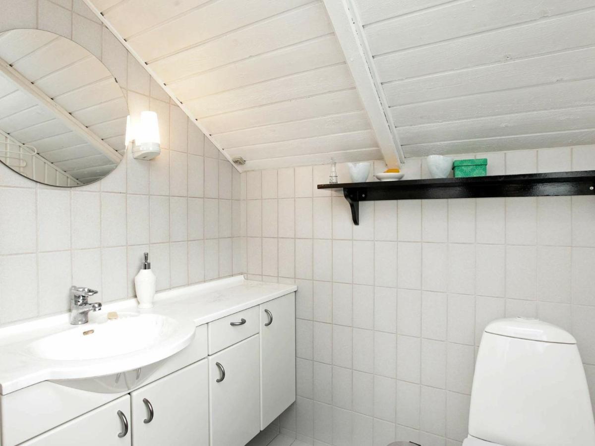 6 Person Holiday Home In Ansager Екстериор снимка